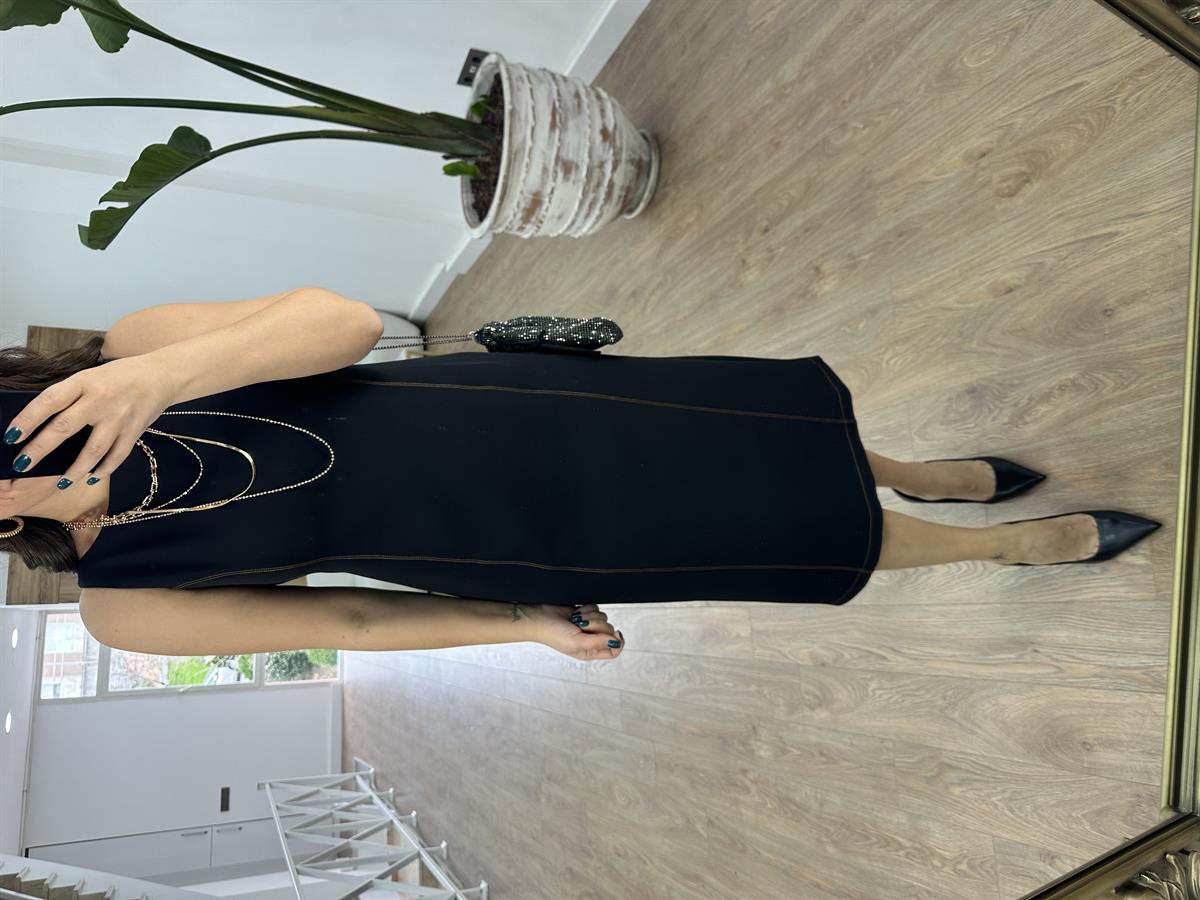 Marka Model Dikiş Detaylı Elbise