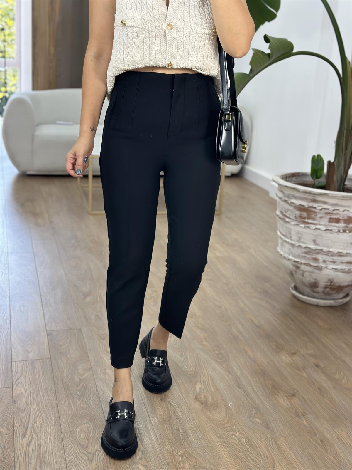 Marka Model Flatolu Pantolon - Siyah