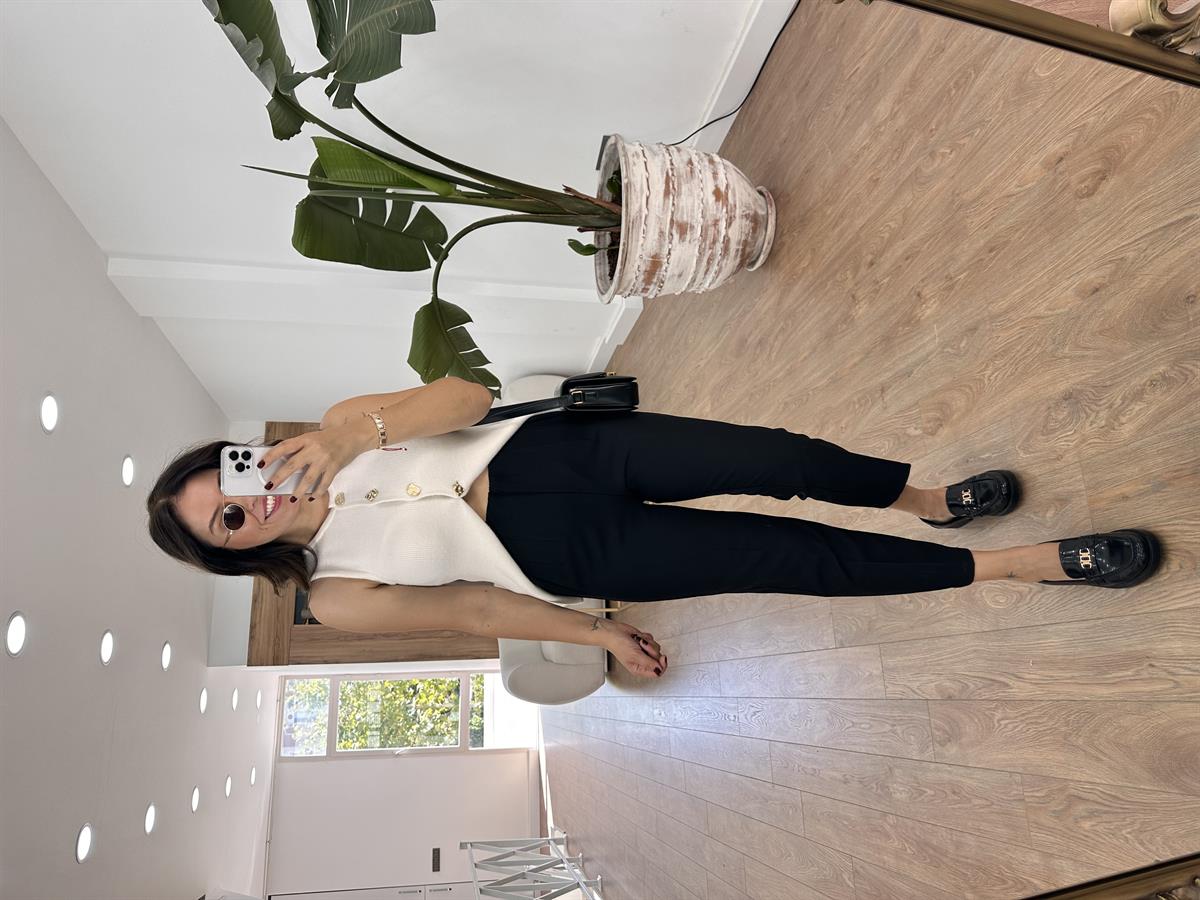 Marka Model Flatolu Siyah Pantolon