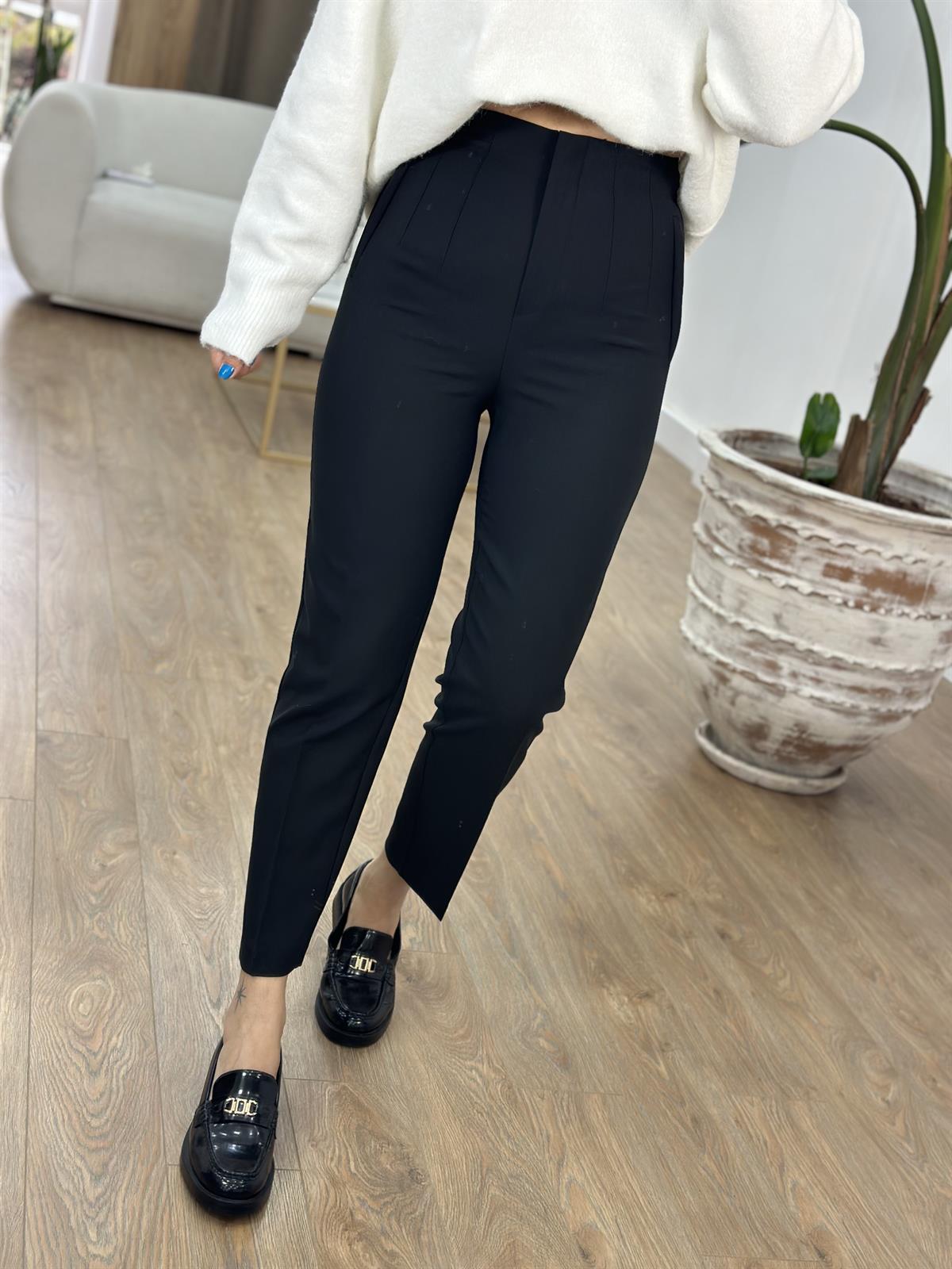 Siyah Renk Marka Model Flatolu Pantolon
