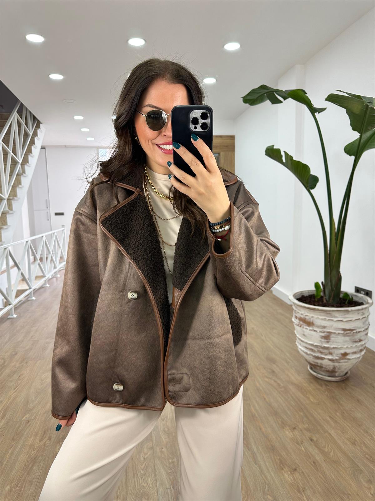 Marka Model İçerisi Buklet Deri Mont