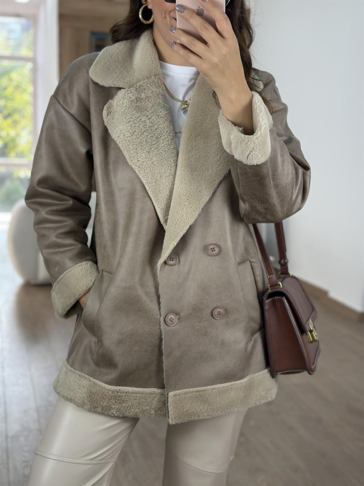 Marka Model İçi Kürklü Mont-Bej