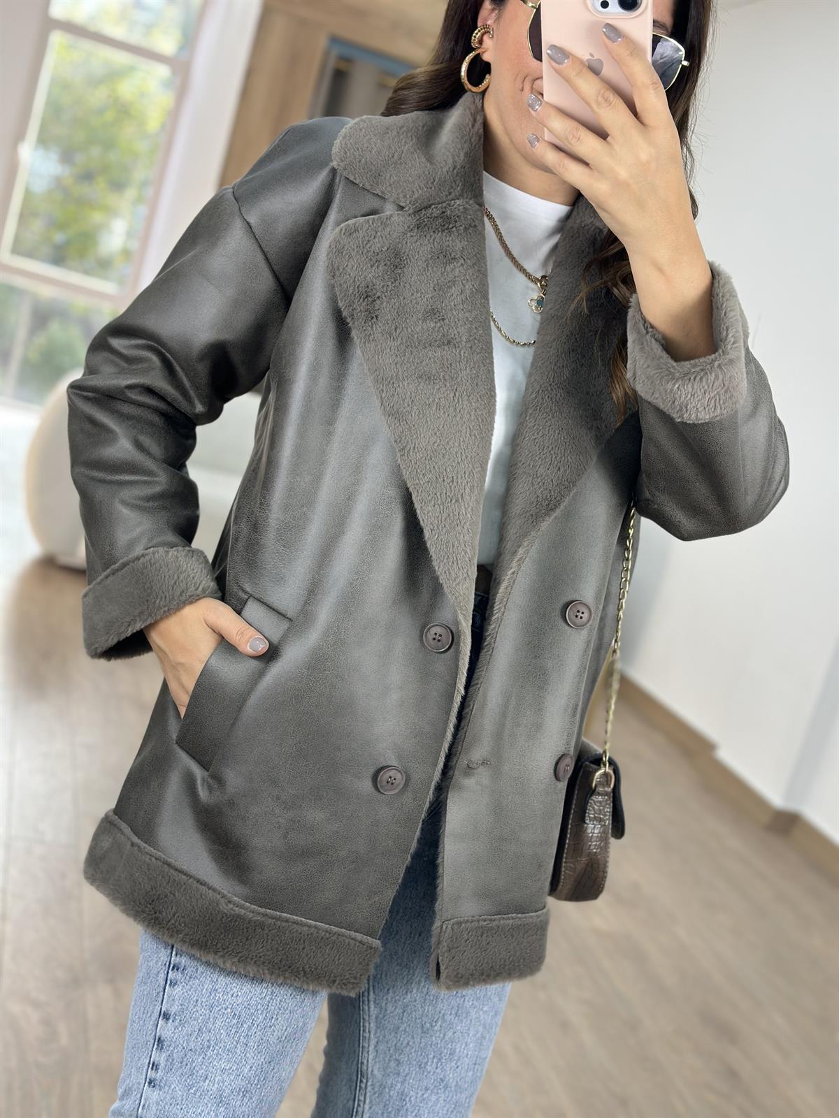 Marka Model İçi Kürklü Mont-Vizon