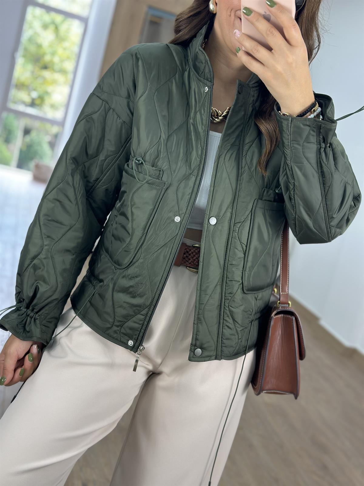 Marka Model Kapitone Mont-Haki