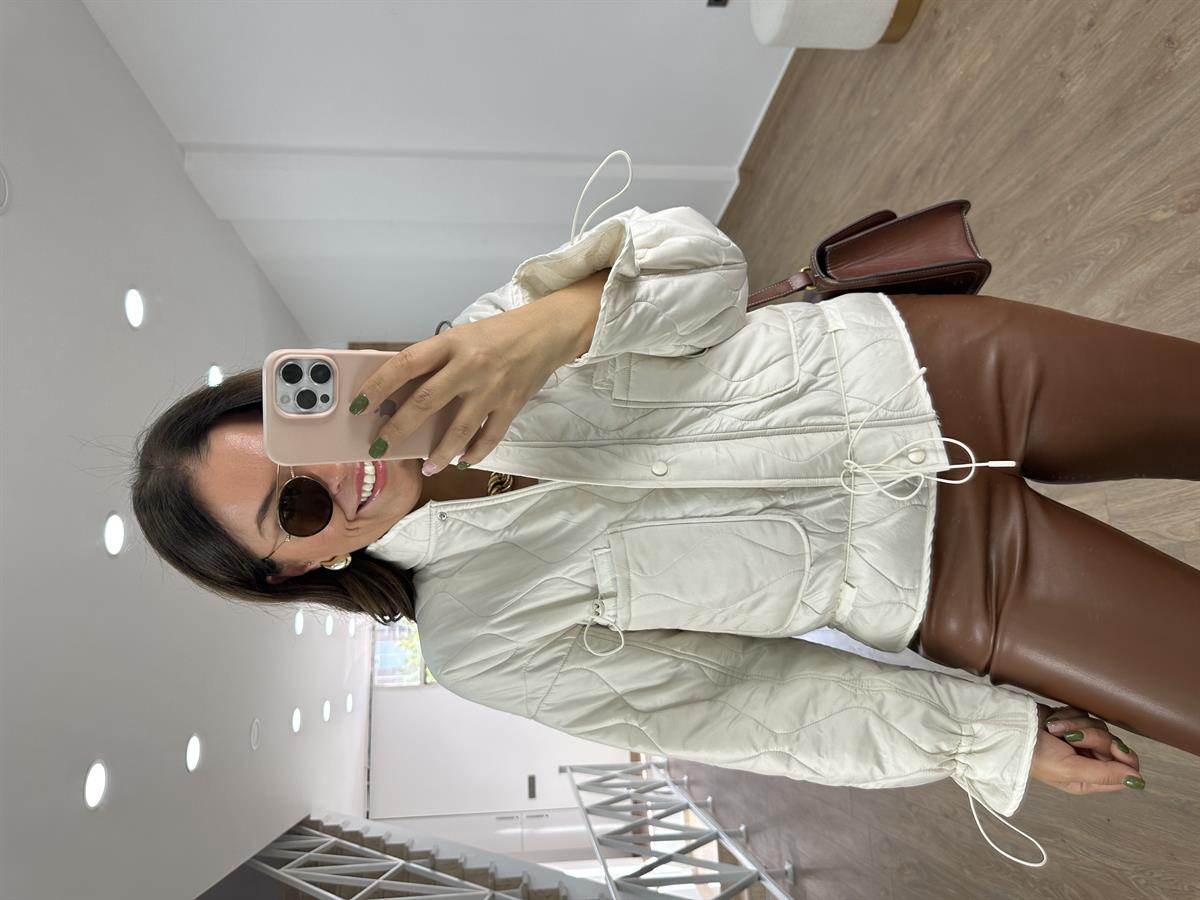 Marka Model Kapitone Mont- Taş