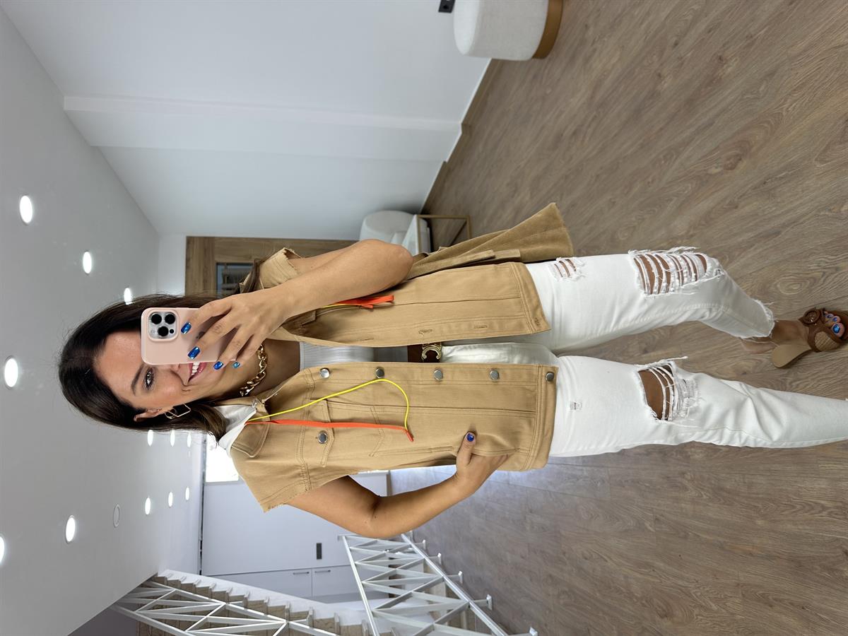 Marka Model Kapüşonlu Tasarım Yelek-Camel