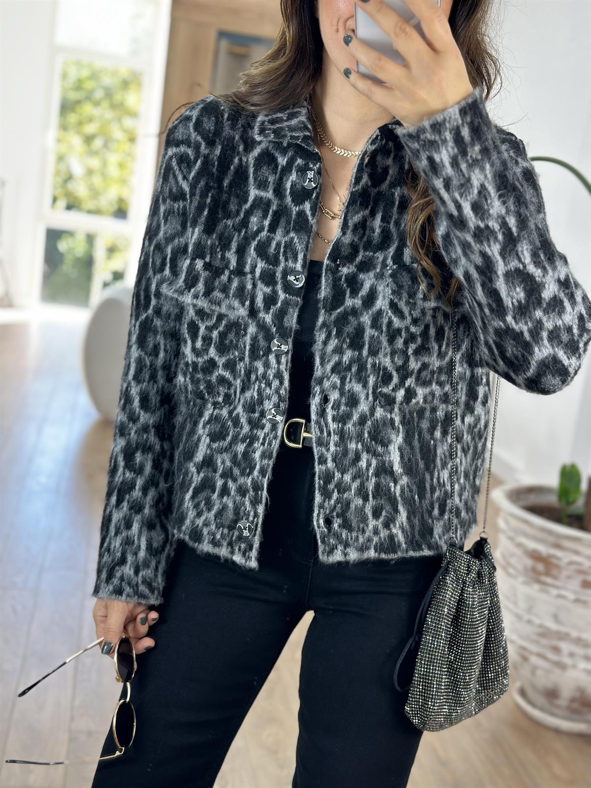 Marka Model Leopar Triko Ceket