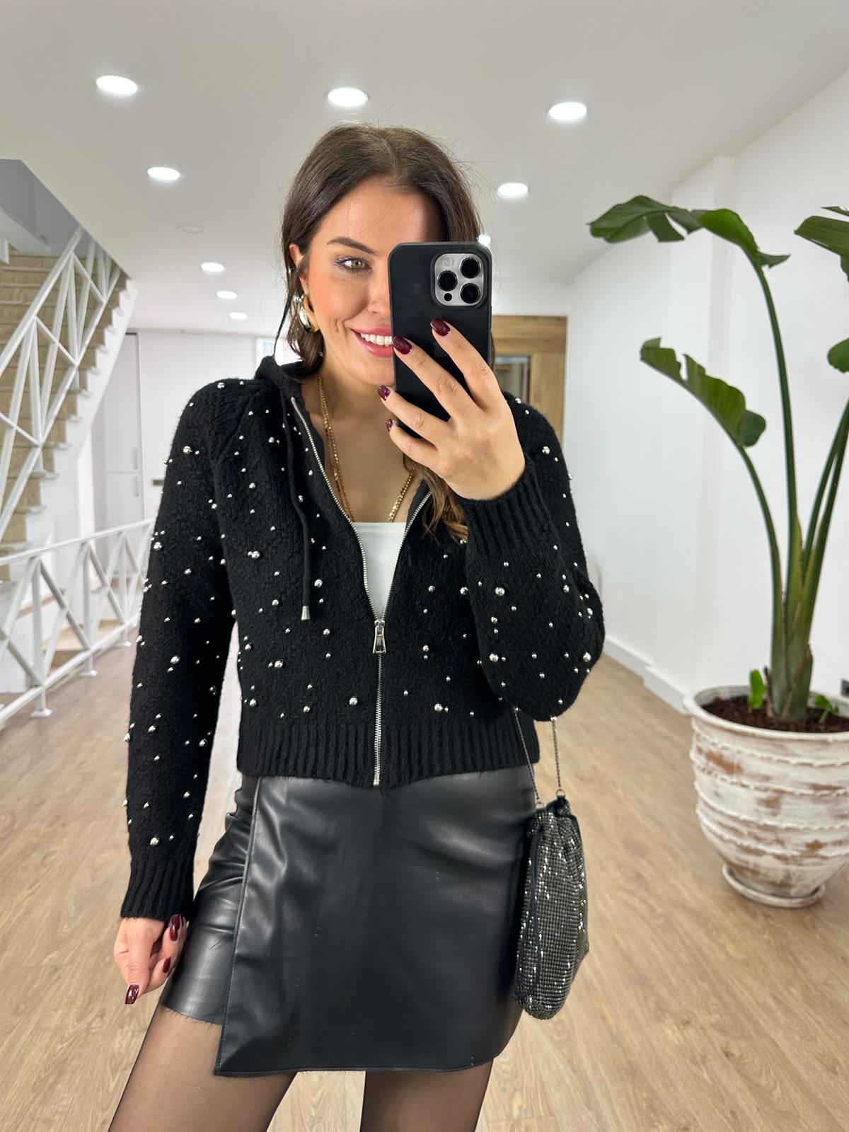 Marka Model Metal İncili Triko Hırka