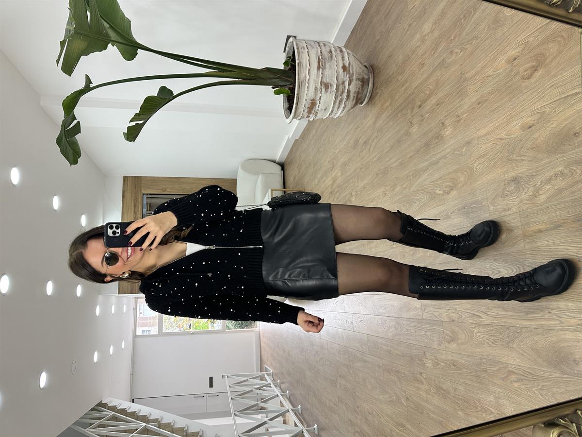 Marka Model Metal İncili Triko Hırka