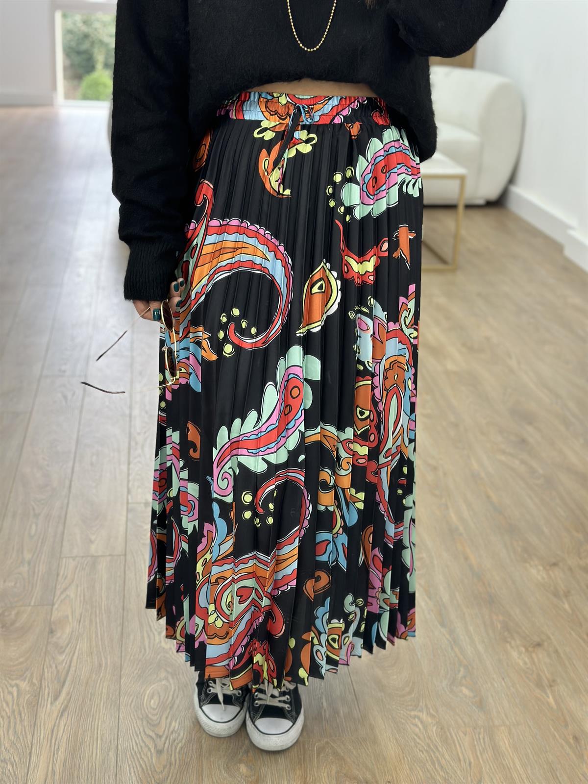 Marka Model Renkli Piliseli Etek