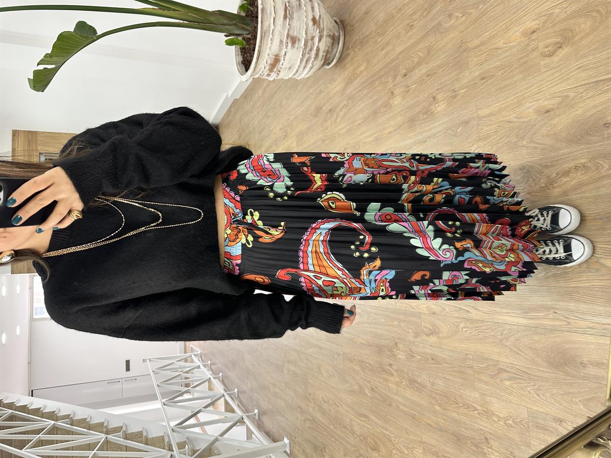 Marka Model Renkli Piliseli Etek