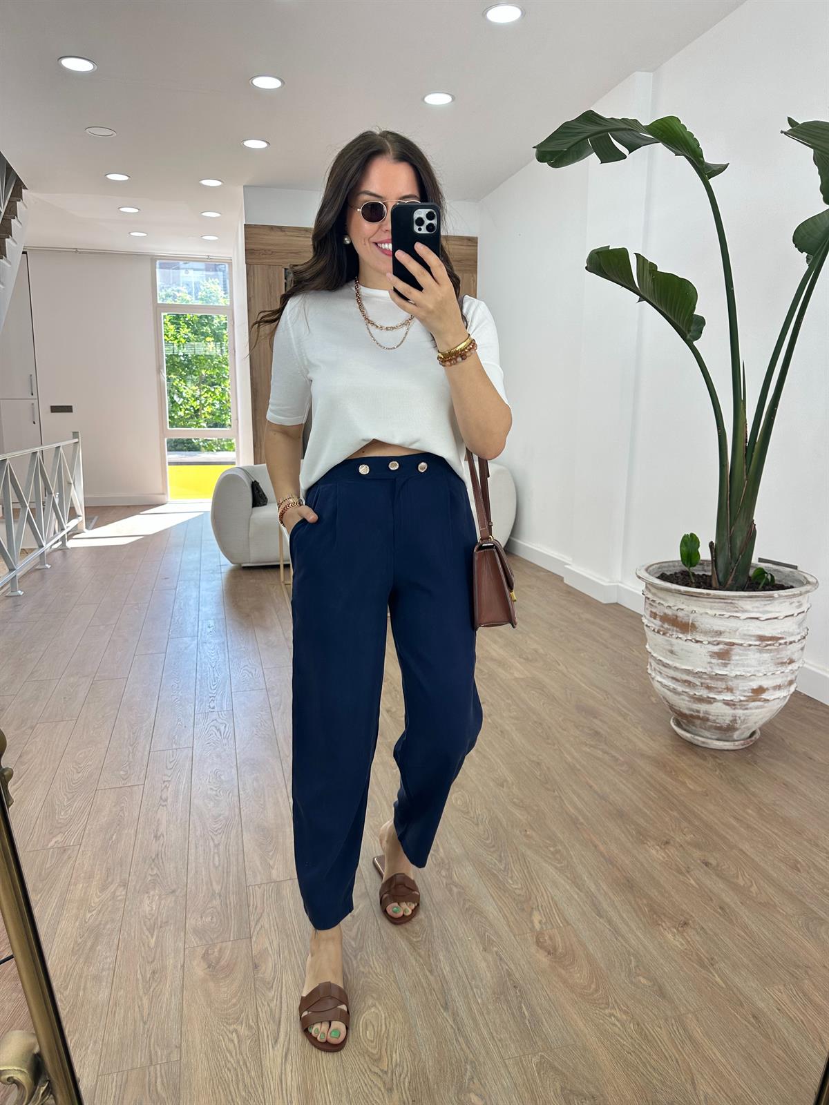 Marka Model Taş Düğmeli Tensel Pantolon-Lacivert