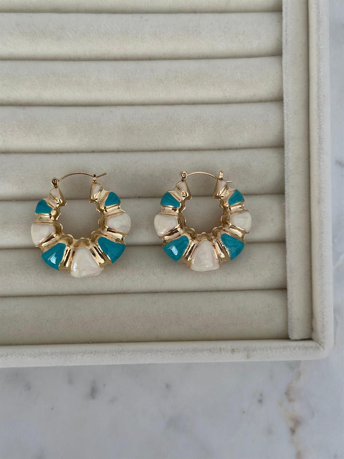 Marka Model Tasarım Beyaz Mavi Küpe