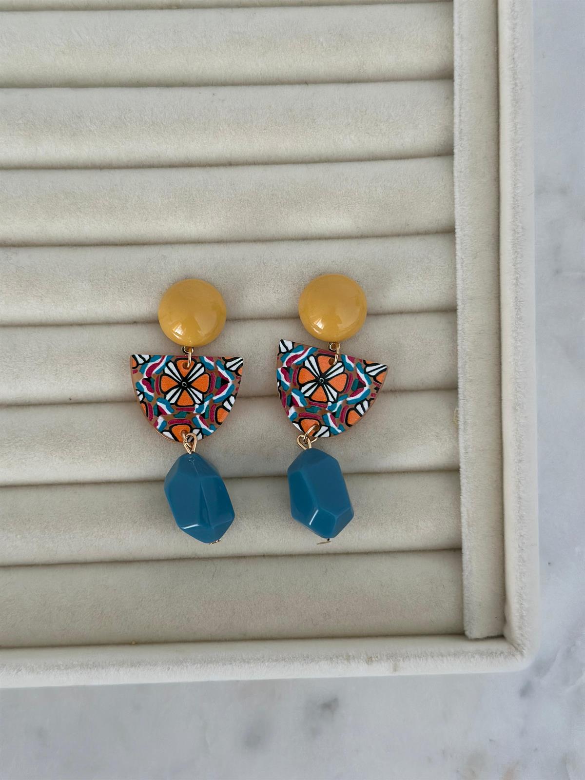 Marka Model Tasarım Renkli Küpe