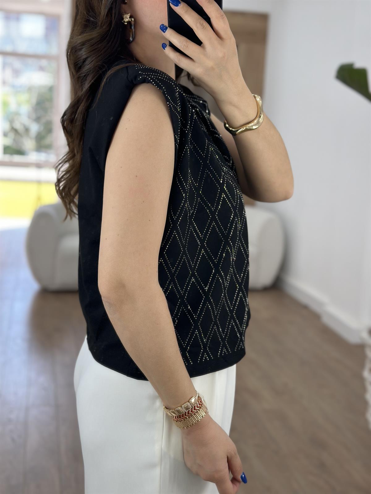 Marka Model Taşlı Vatkalı Bluz