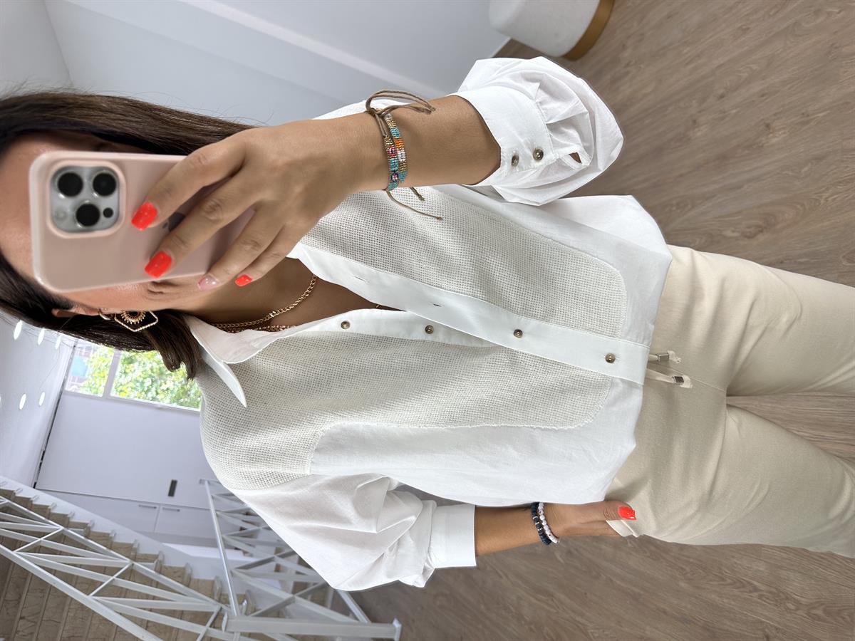 Marka Model Yaka Detaylı Gömlek-Ekru