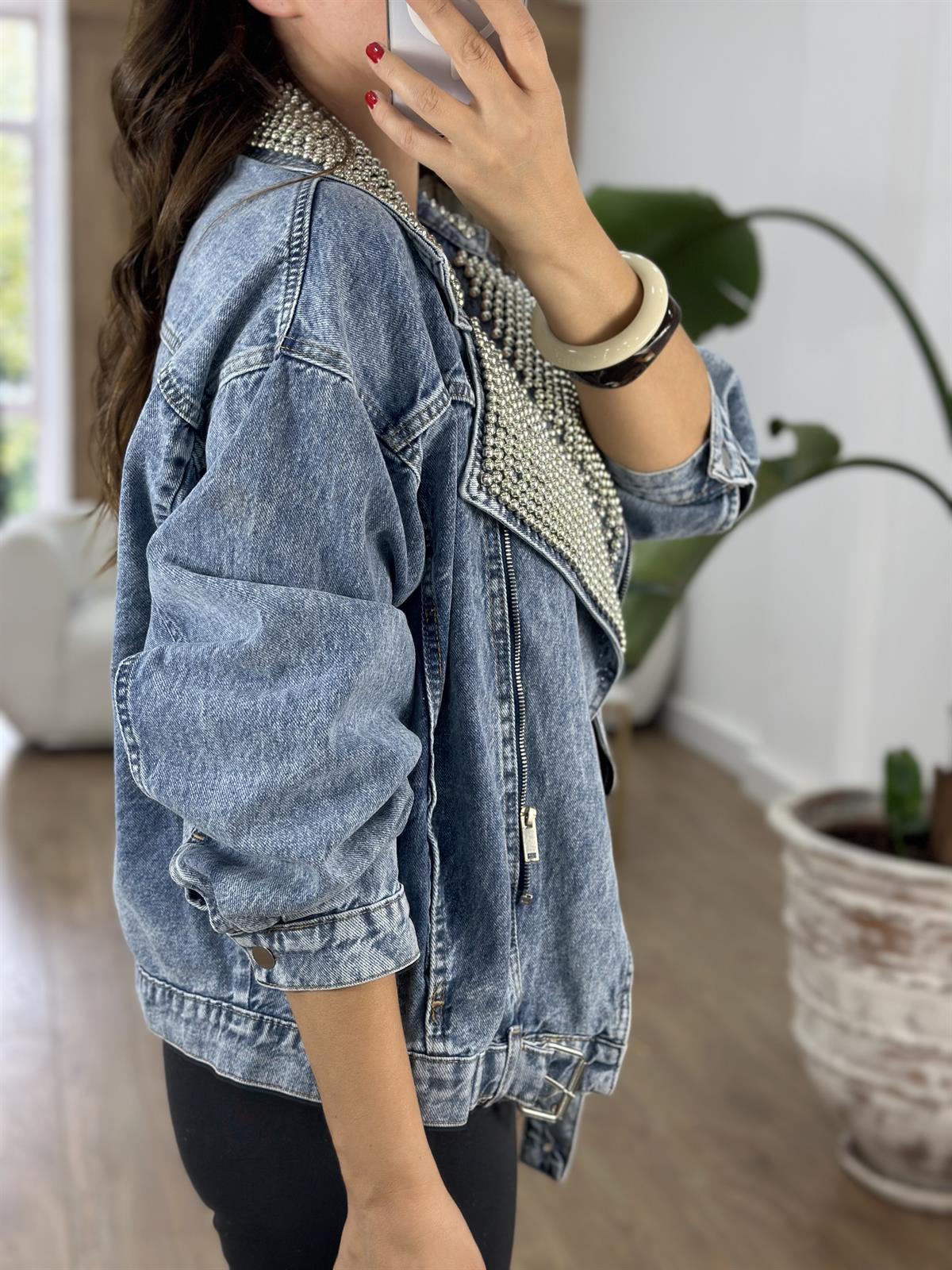 Marka Model Yakası Boncuk Detaylı Tasarım Ceket