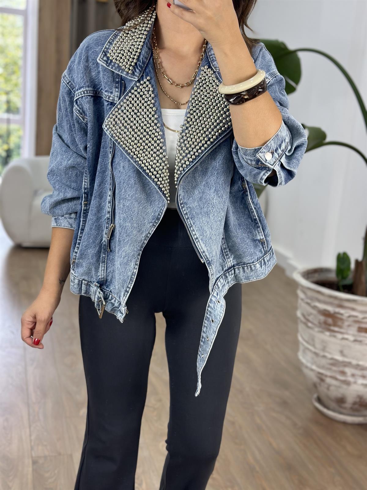 Marka Model Yakası Boncuk Detaylı Tasarım Ceket