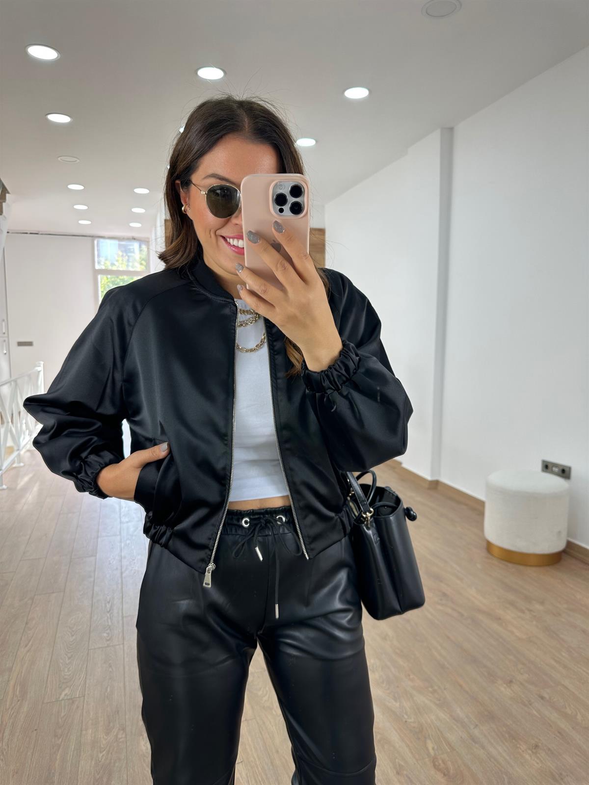 Marka Model Zebra Astarlı Bomber Ceket- Siyah