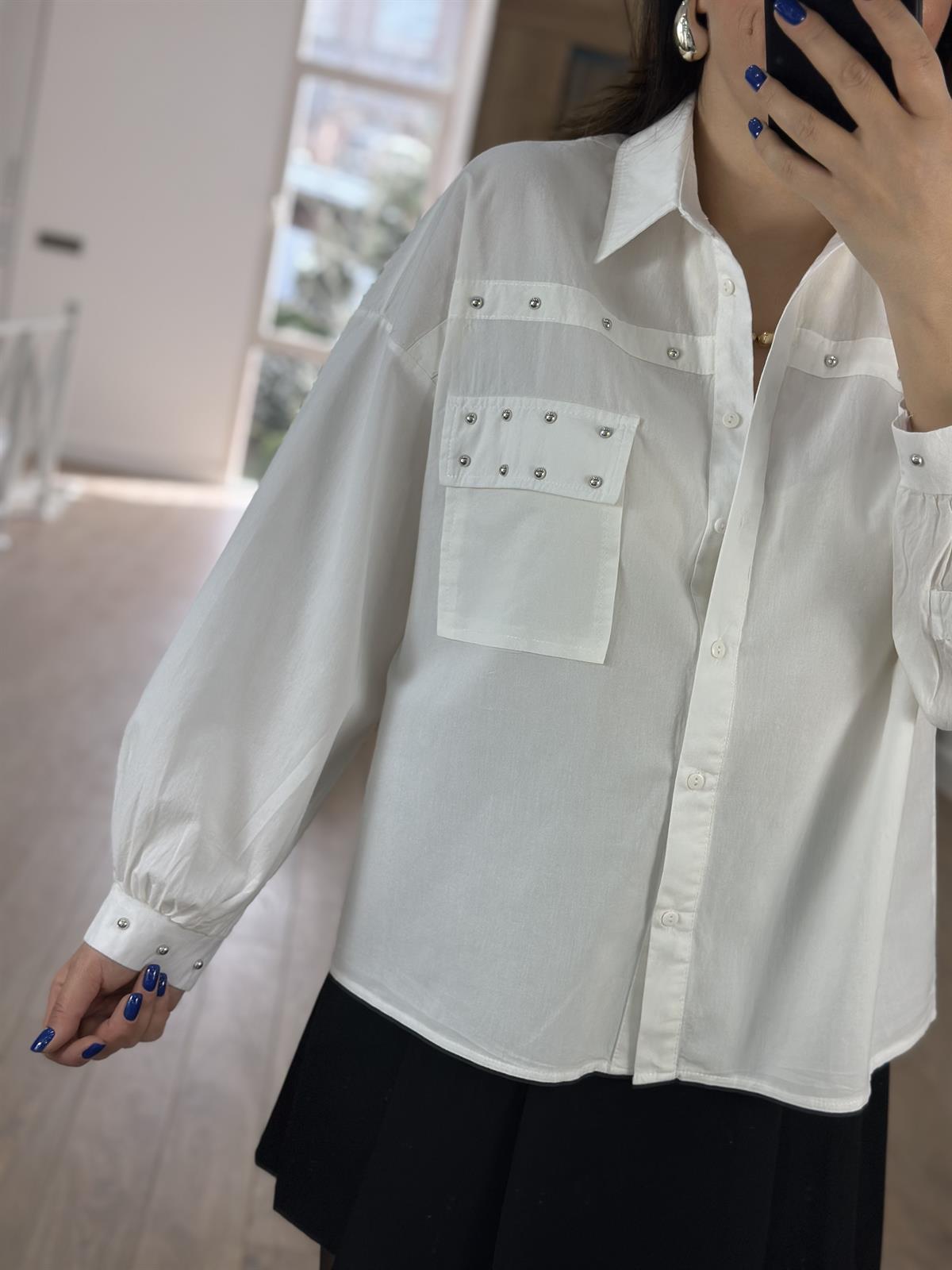 Metal Çakım Taşlı Tasarım Gömlek