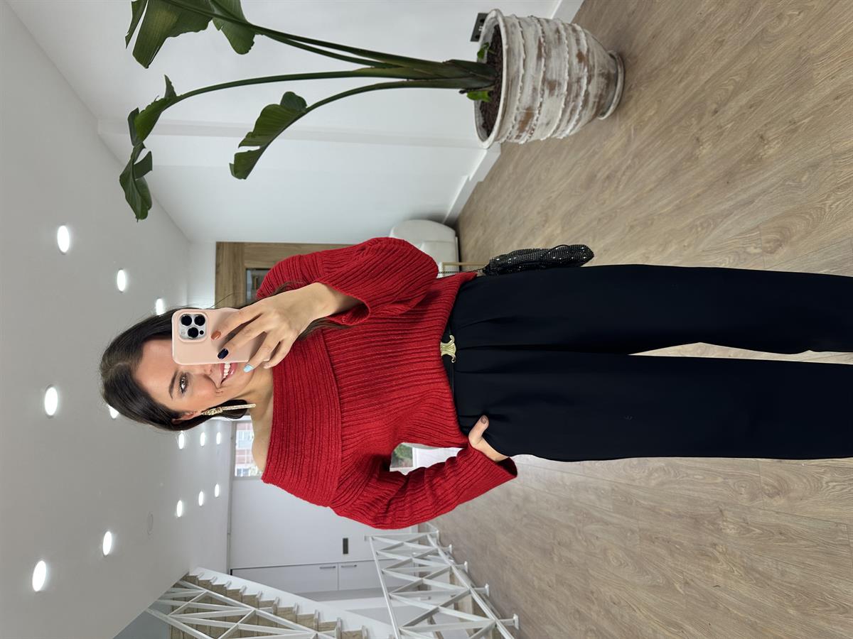 Madonna Yaka Yumoş Kazak-Kırmızı