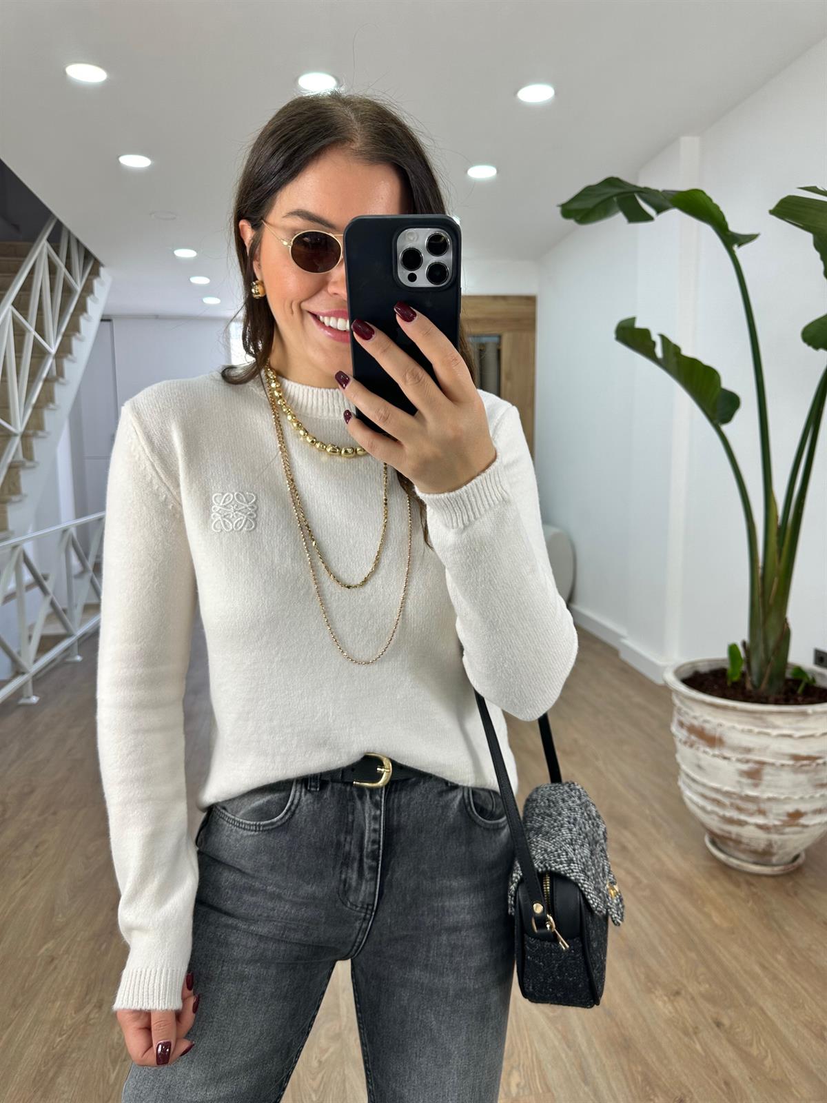 Nakış Detaylı Bisiklet Yaka Kazak-Krem