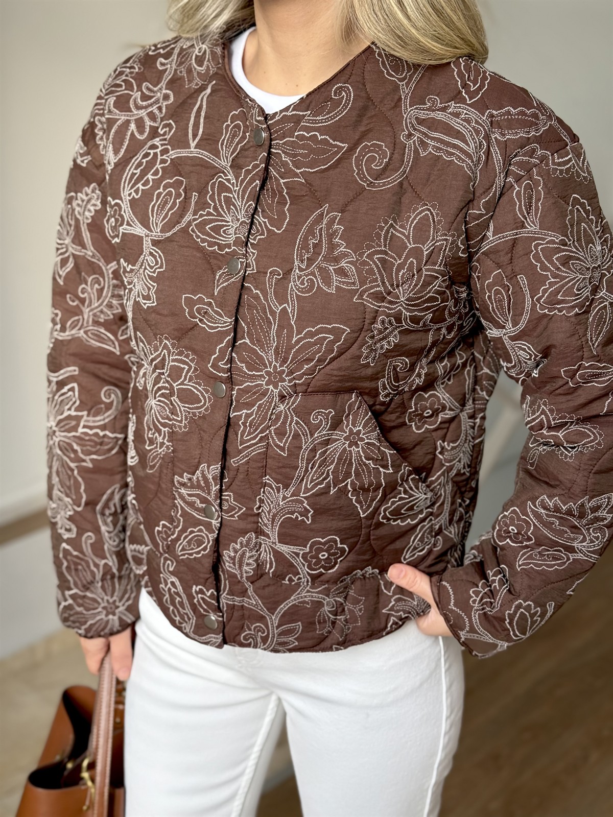 Nakış Detaylı Tasarım Ceket 