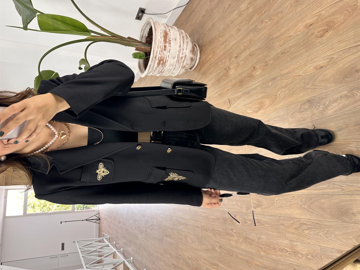 Nakış Detaylı Tasarım Ceket - Siyah