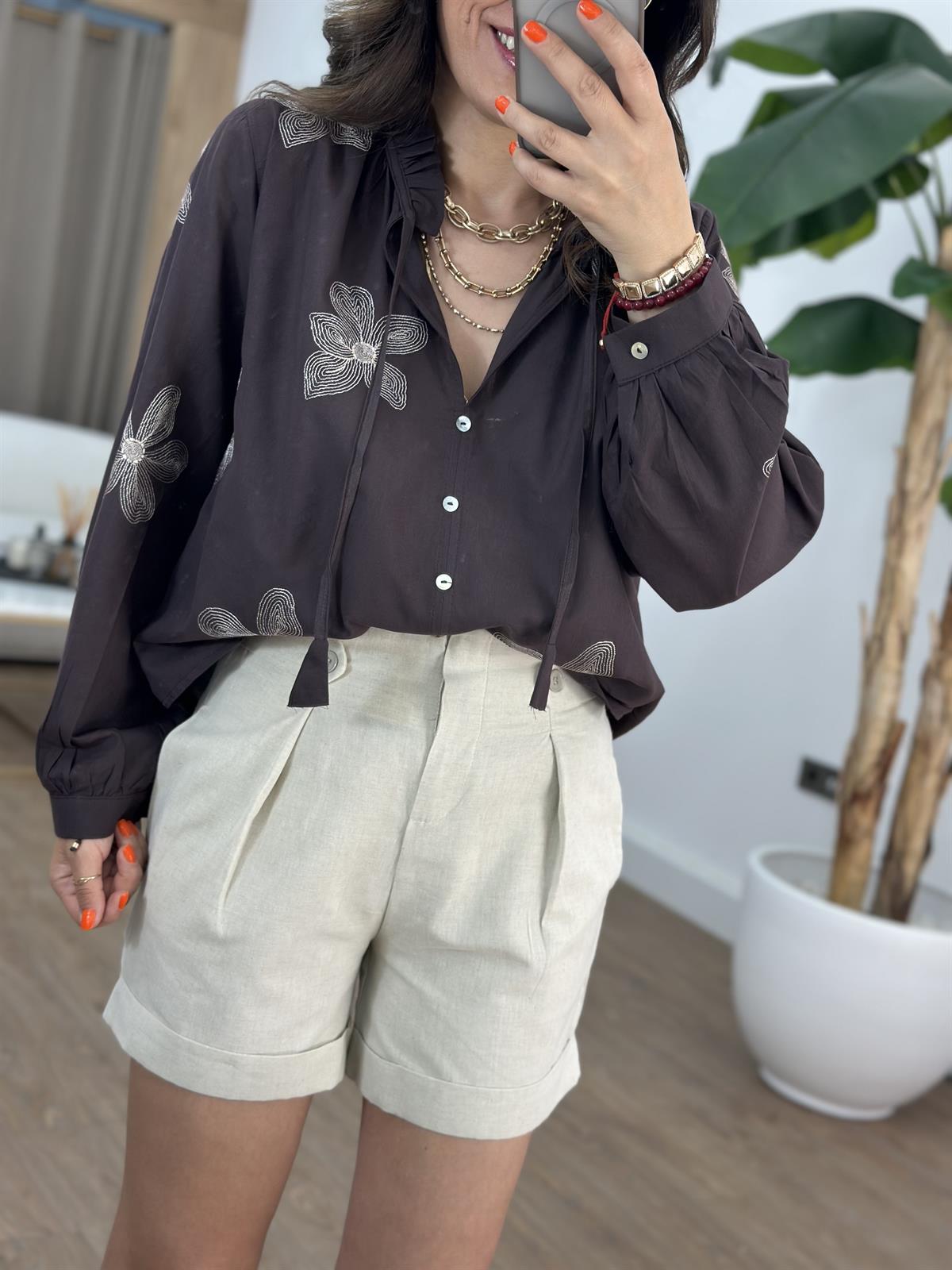 Nakış Detaylı Tasarım Gömlek - Acı Kahve