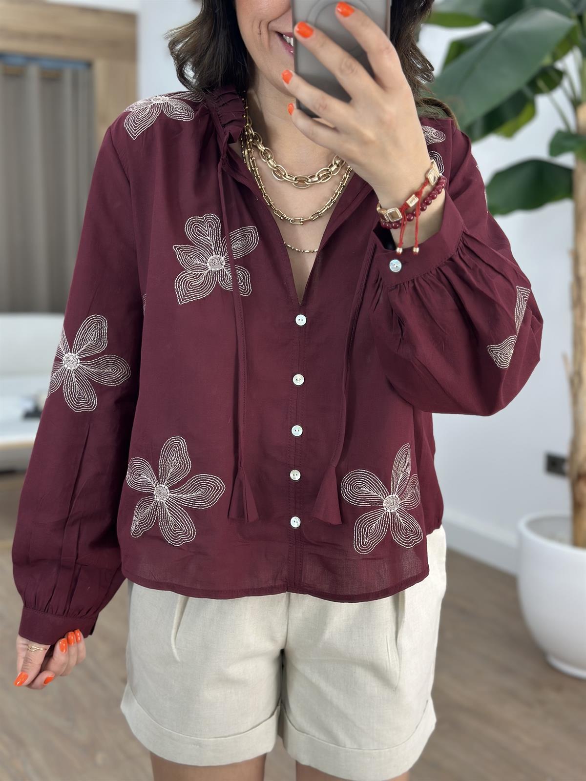 Nakış Detaylı Tasarım Gömlek - Bordo