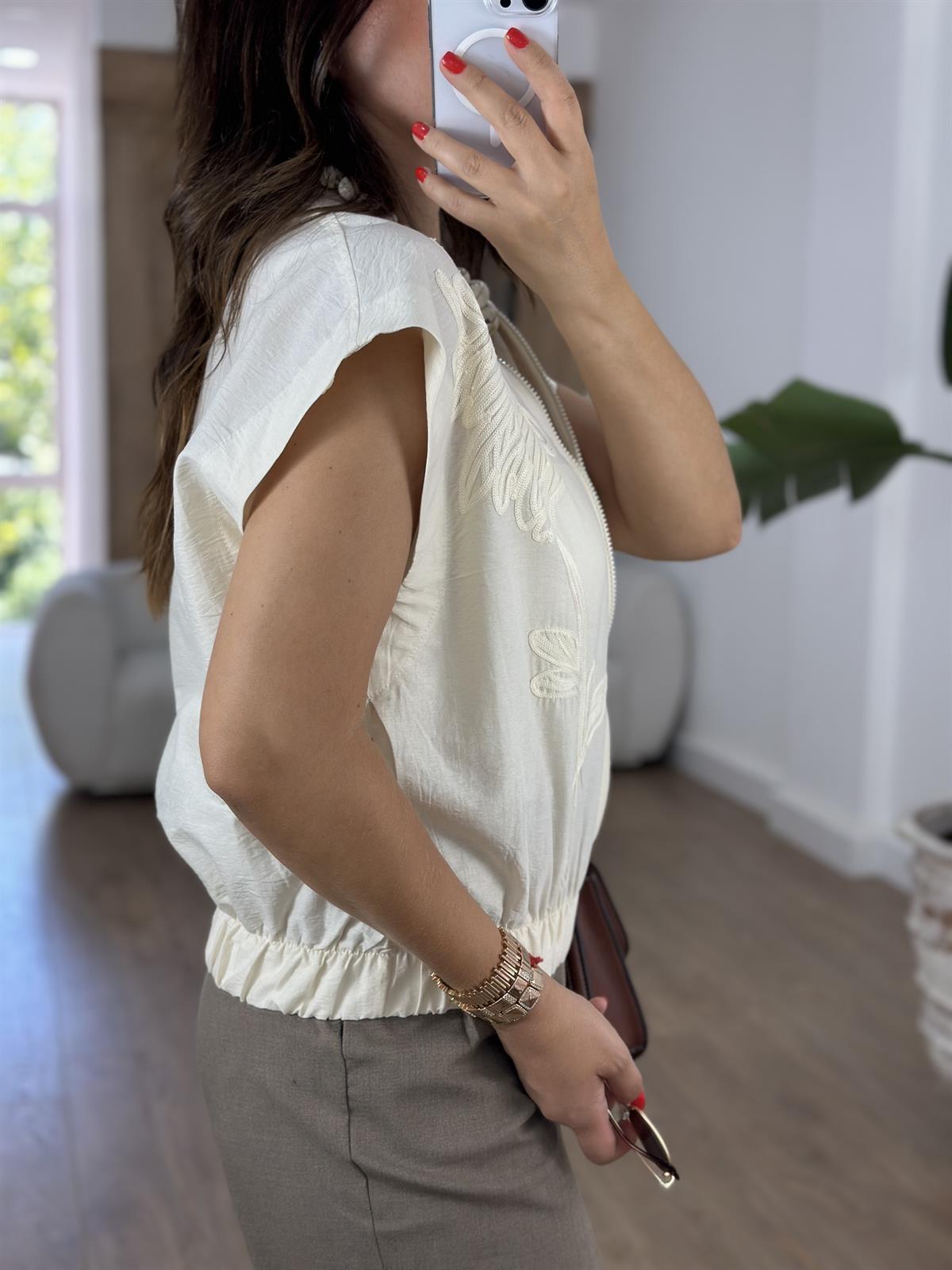 Nakış İşlemeli Fermuarlı Yelek - Bej