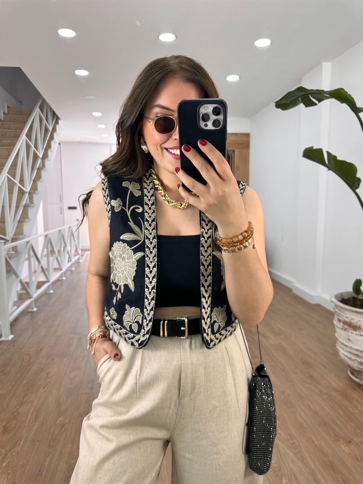 Nakışlı Keten Yelek-Siyah