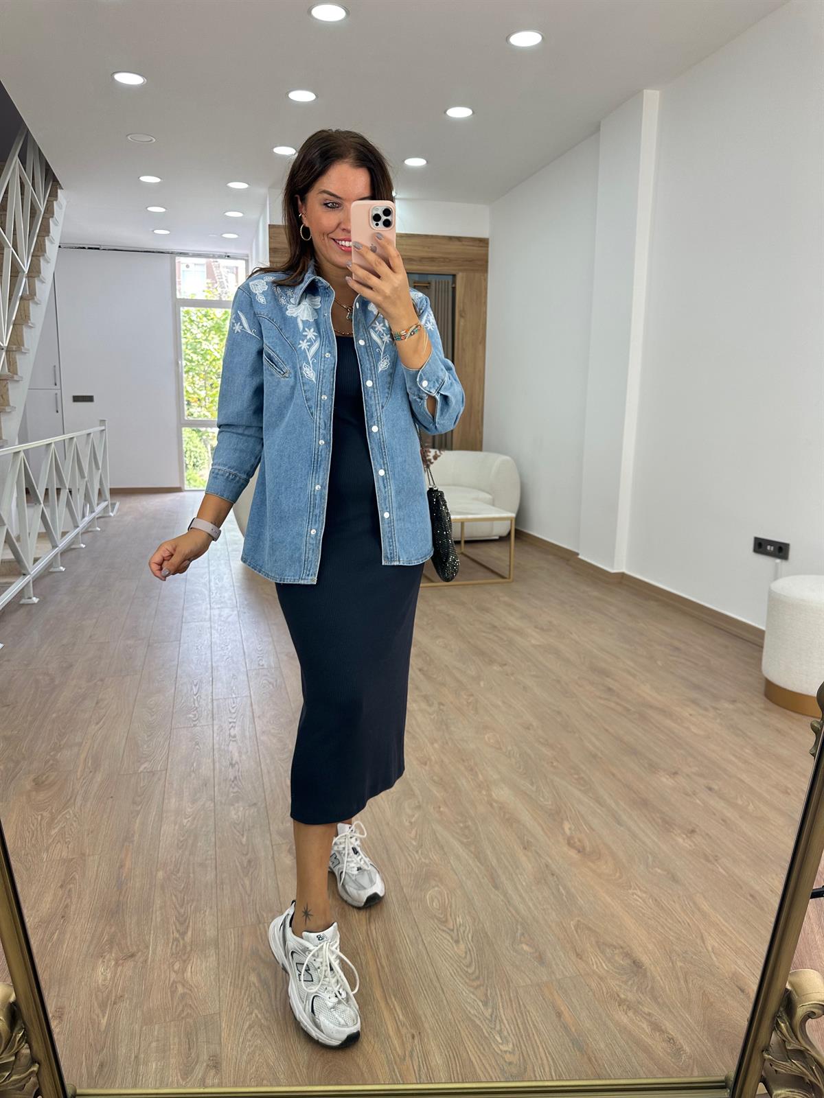 Nakışlı Önü Çıtçıtlı Denim Ceket