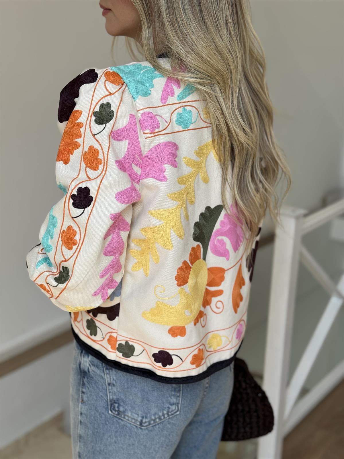 Nakışlı Renkli Gabardin Ceket