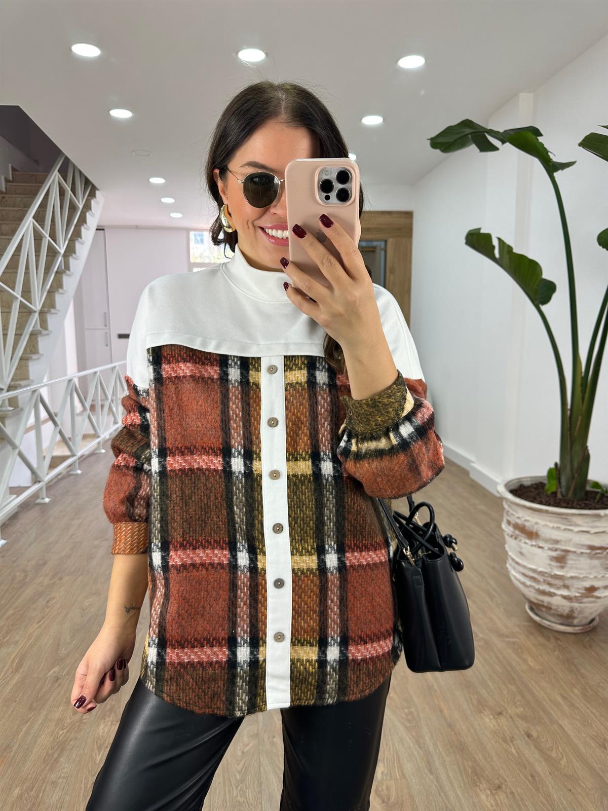 Oduncu Gömlek Detaylı Dik Yaka Sweatshirt-Beyaz