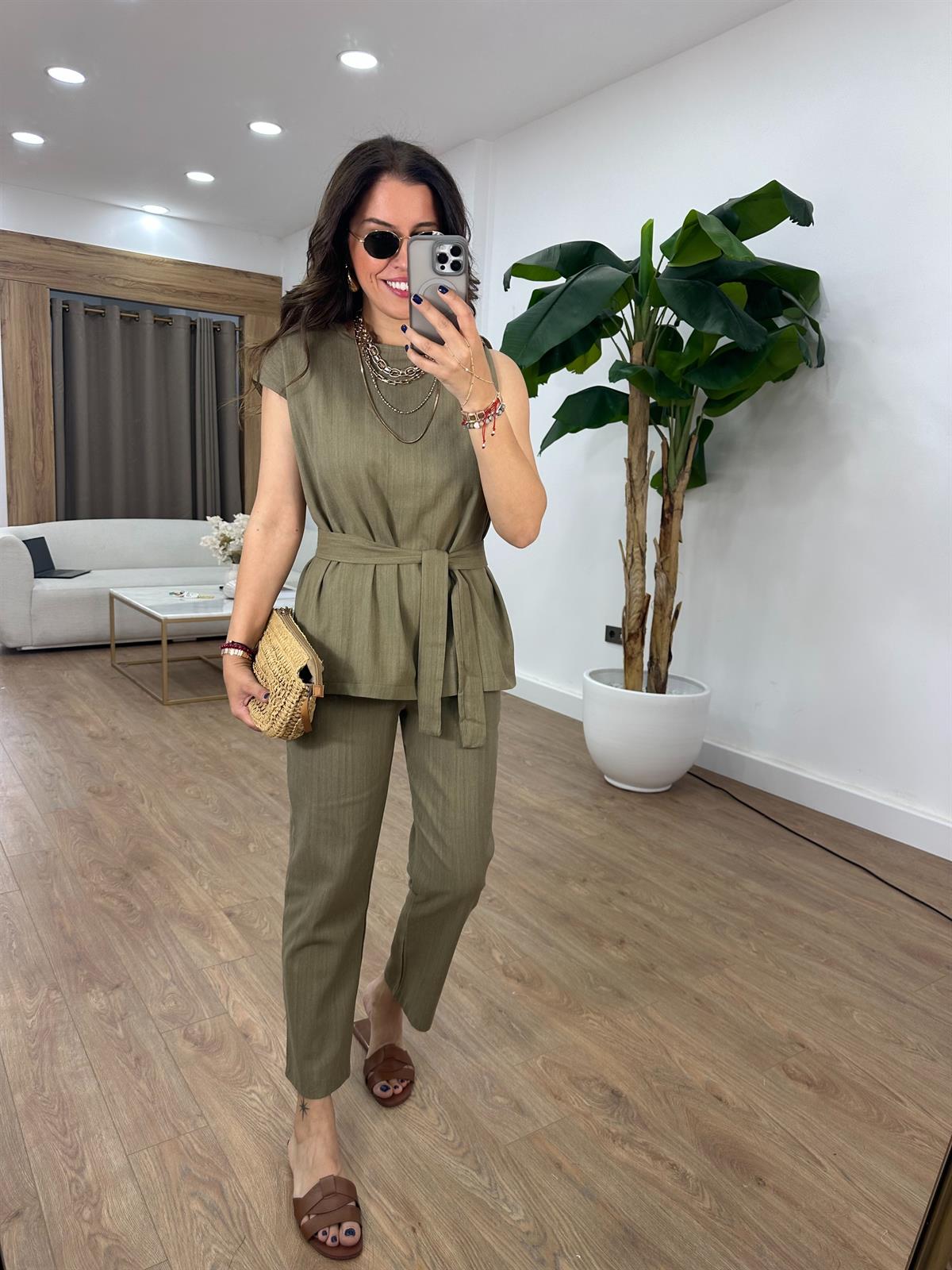 Omuz Detaylı Kuşaklı Keten Takım - Haki