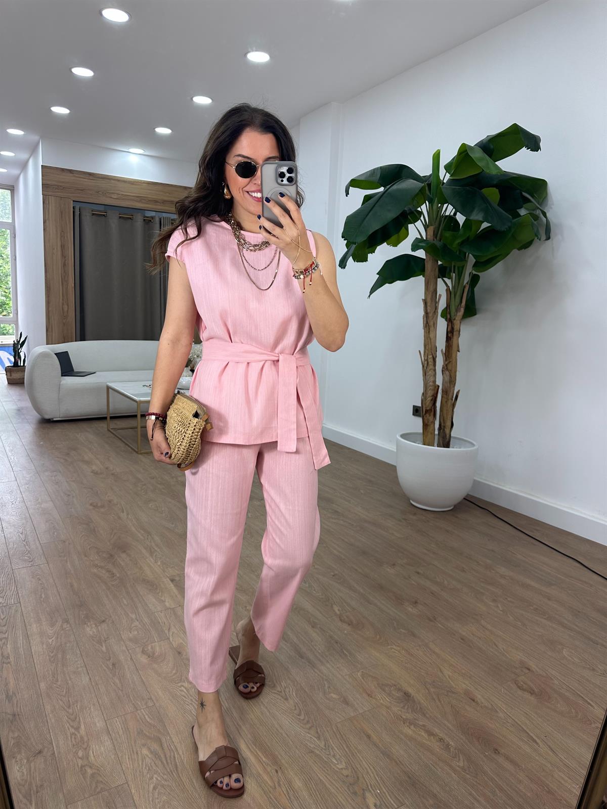 Omuz Detaylı Kuşaklı Keten Takım - Pembe