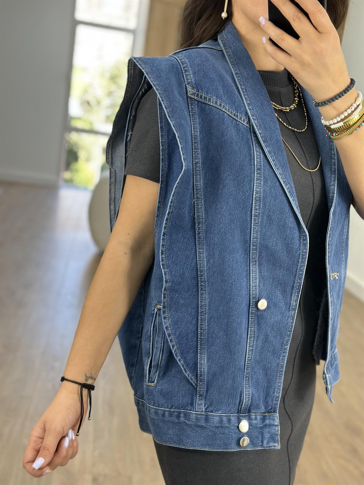 Omuzları Volanlı Tasarım Denim Yelek