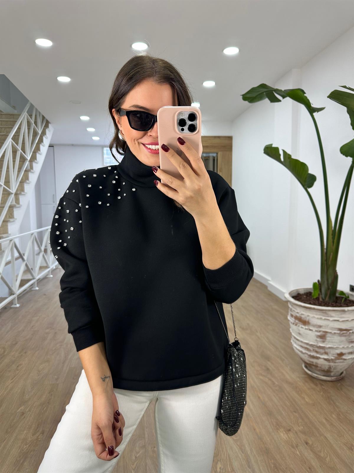 Omuzu Taşlı İçerisi Şardonlu Sweatshirt