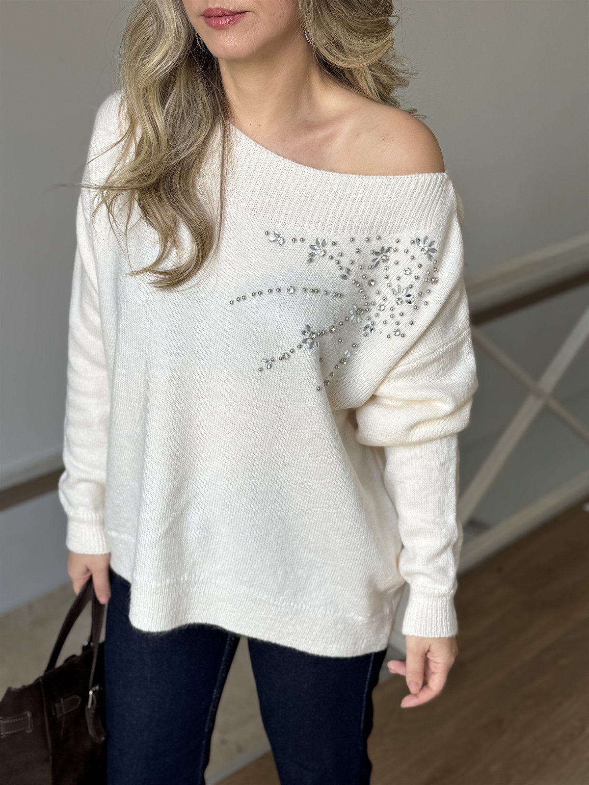 Omuzu Taşlı Triko Kazak - Krem