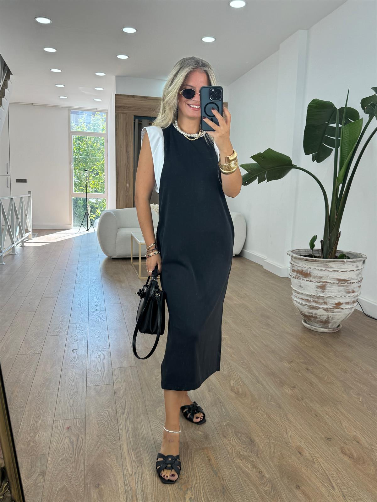 Omzu Poplin Detaylı Modal Elbise-Siyah