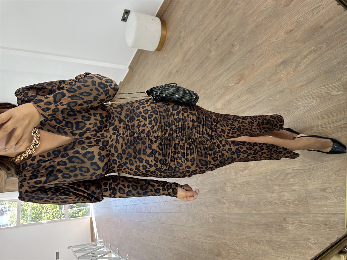 Önden Büzgülü Leopar Desenli Elbise