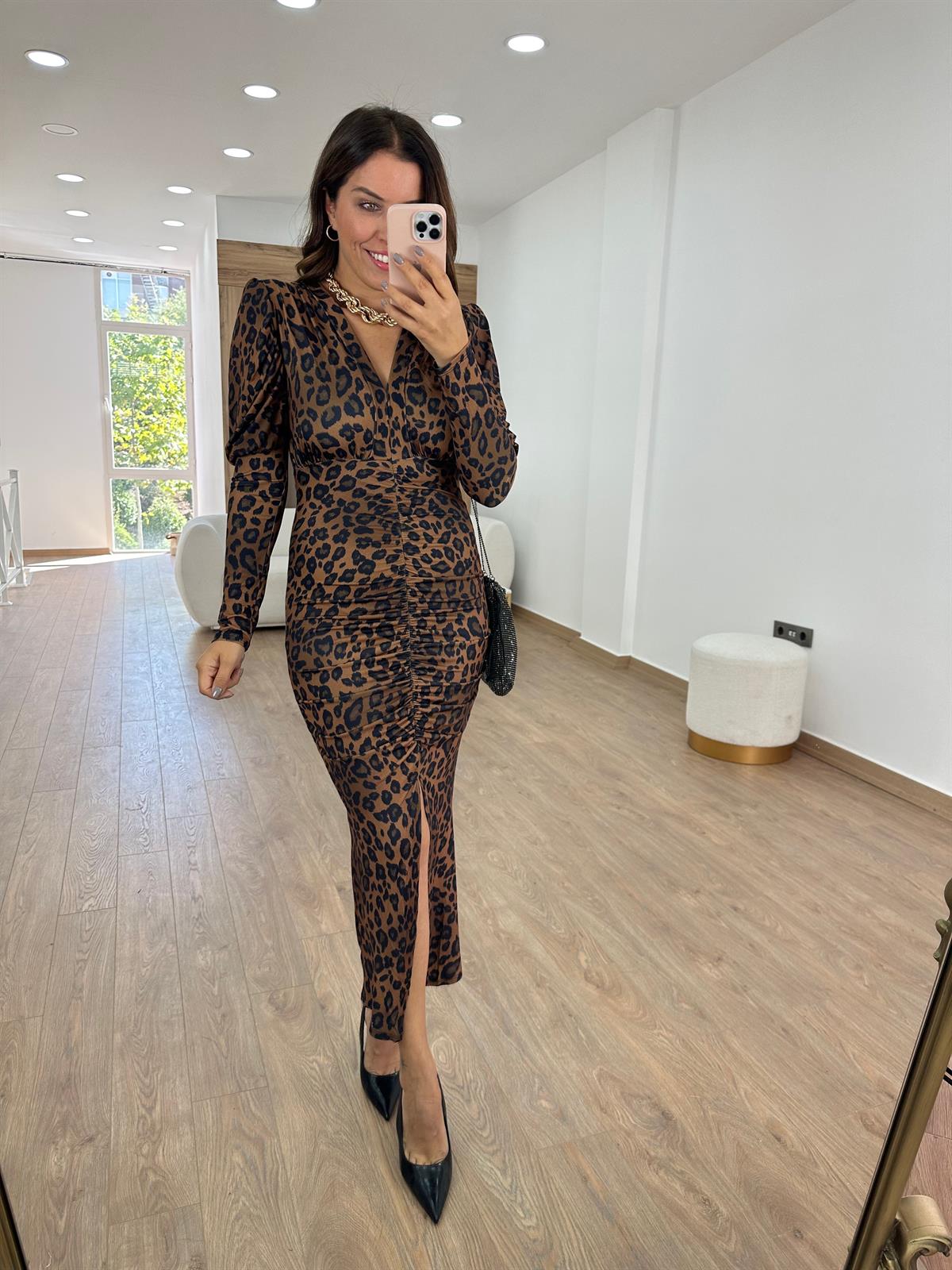 Önden Büzgülü Leopar Desenli Elbise