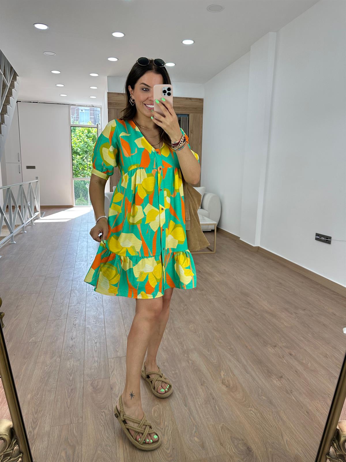 Önden Düğmeli Renkli Elbise-Yeşil