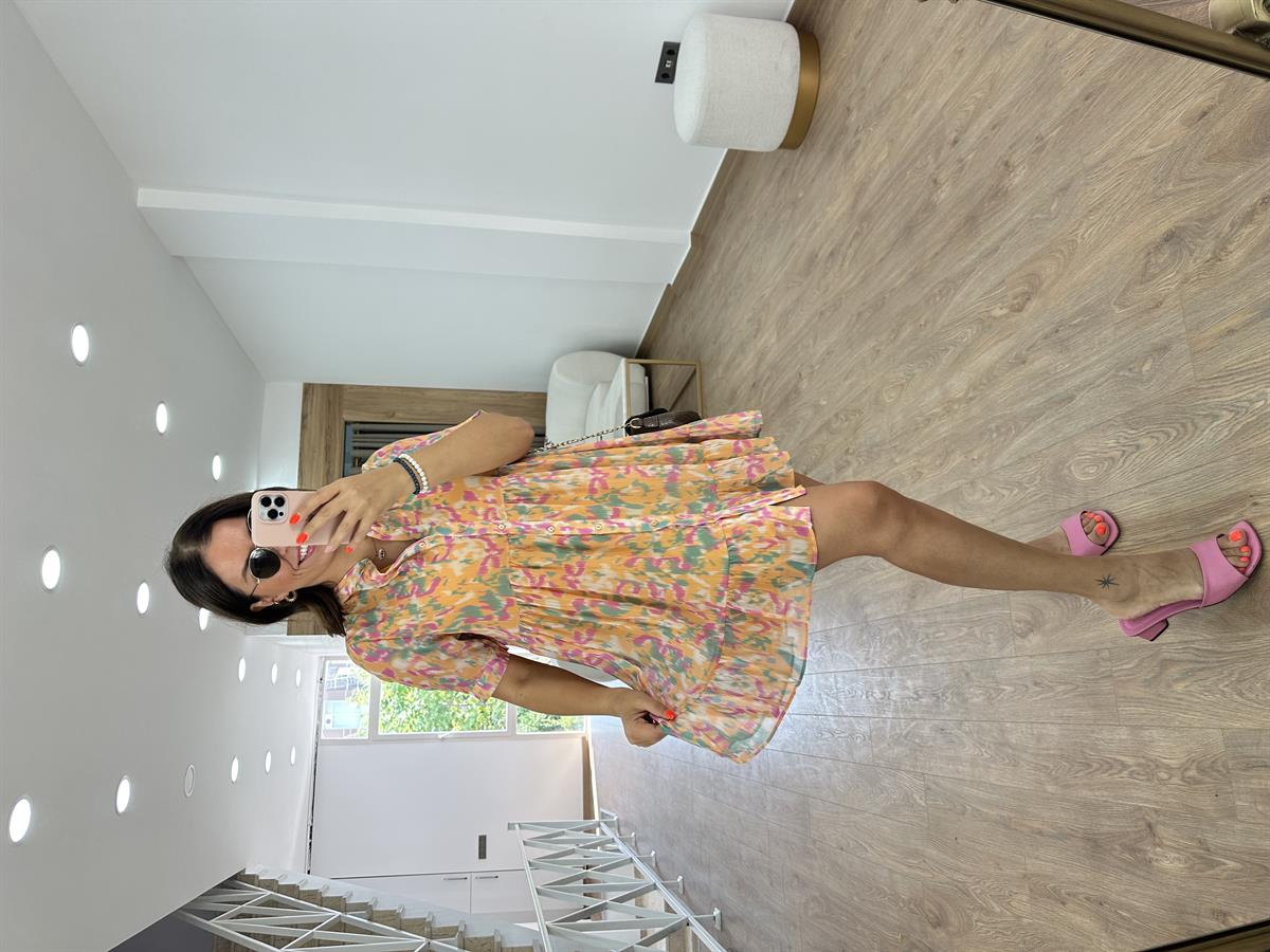 Önden Düğmeli Renkli Şifon Elbise