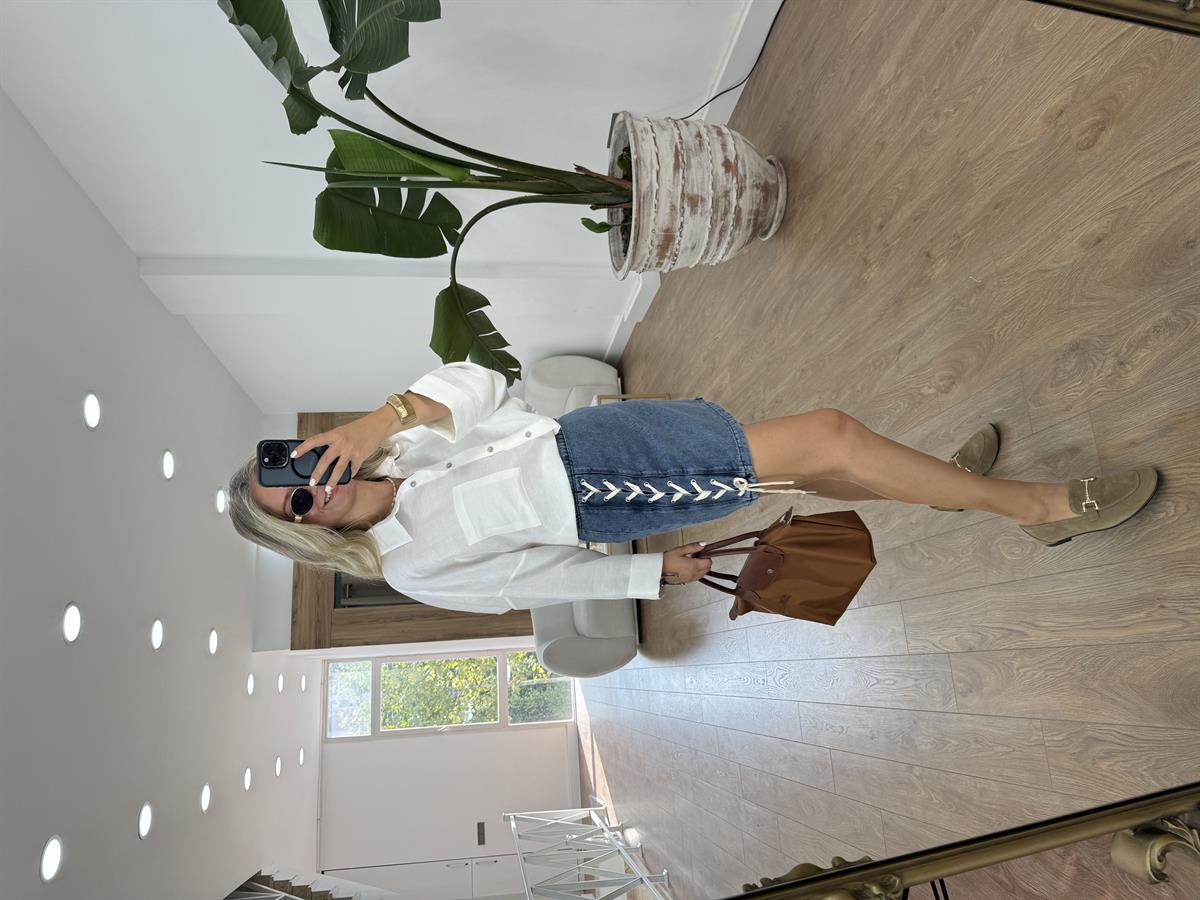 Önü Bağcık Detaylı Denim Etek 