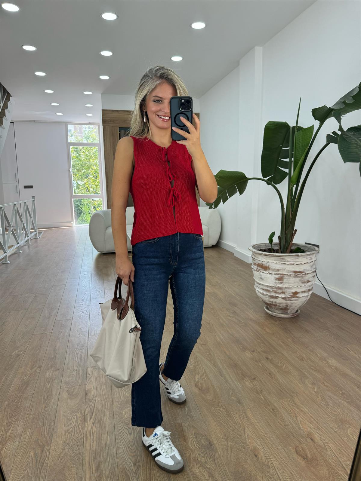 Önü Bağlamalı Triko Yelek - Kırmızı 