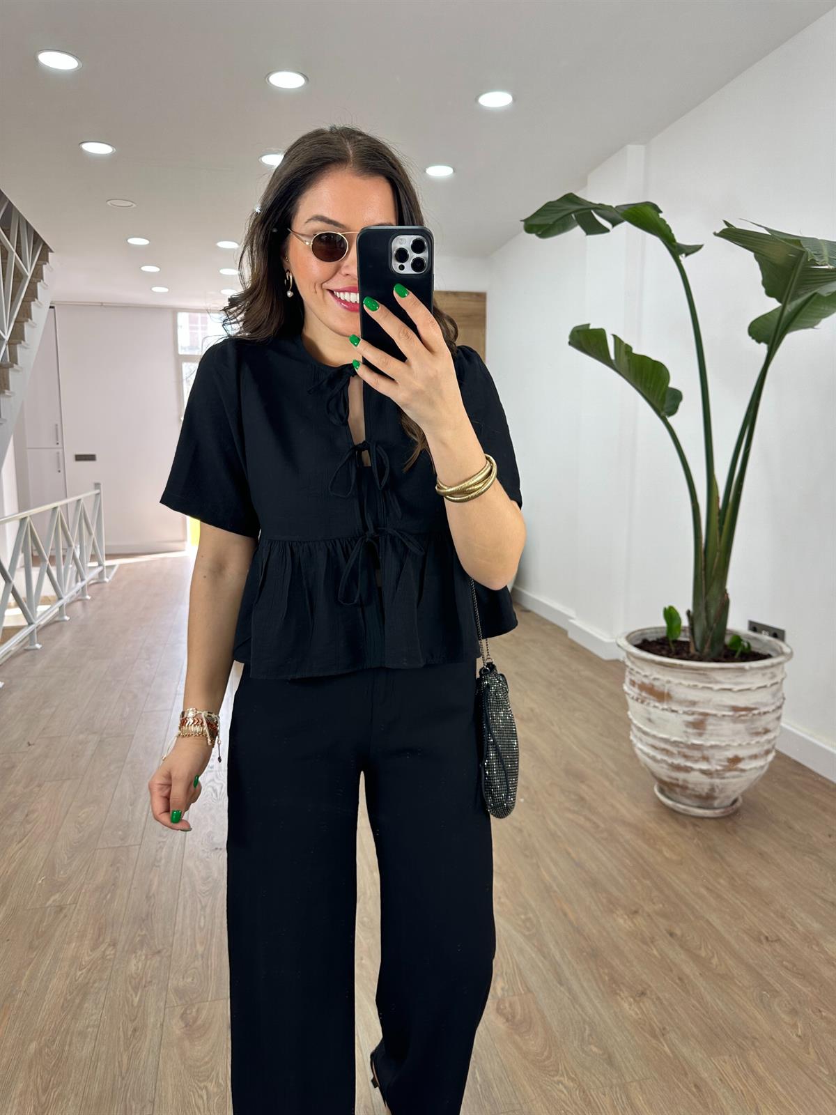 Önü Bağlamalı Volan Detaylı Takım