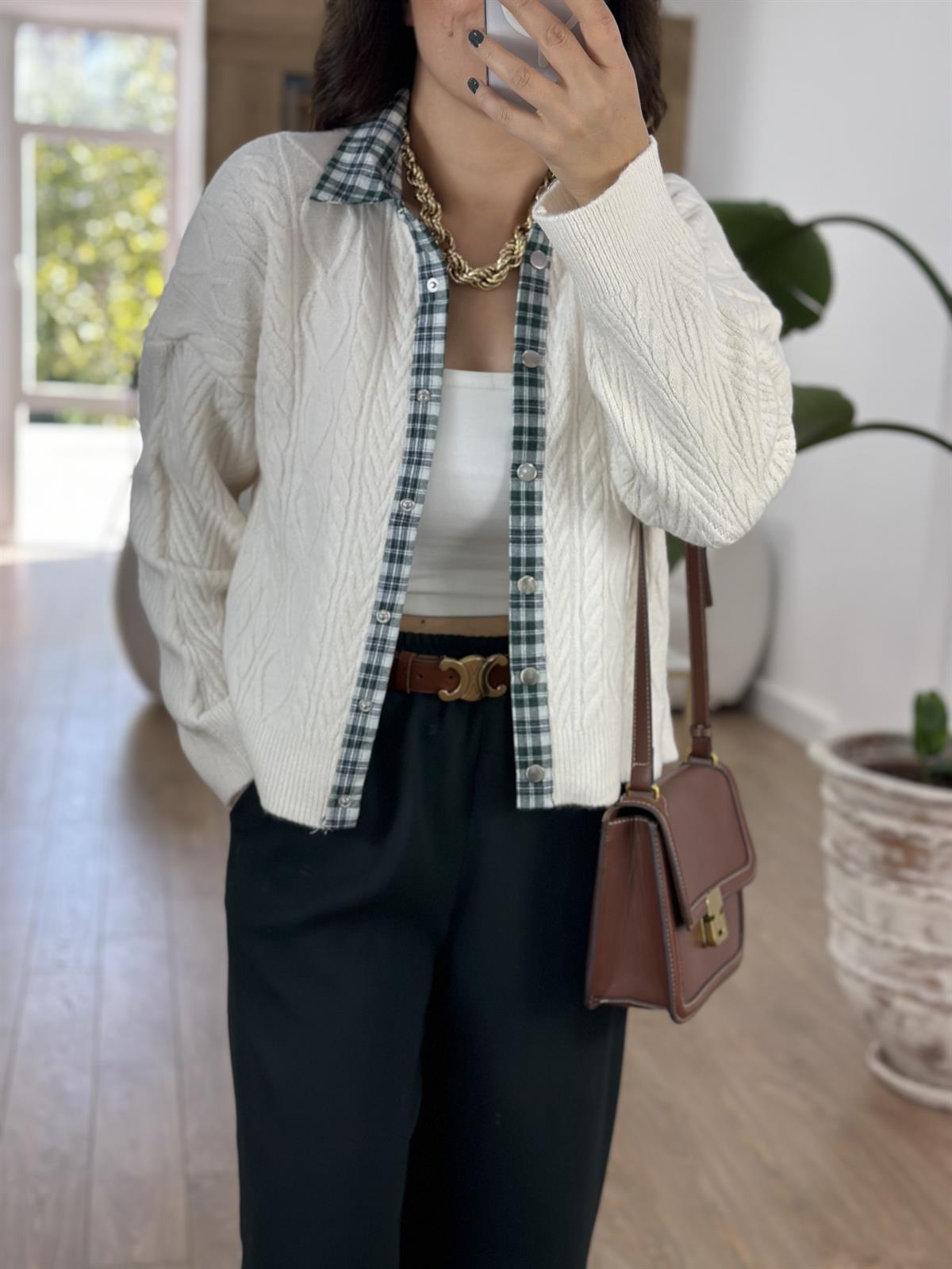 Önü Çıt Çıtlı Gömlek Yaka Triko Hırka - Ekru