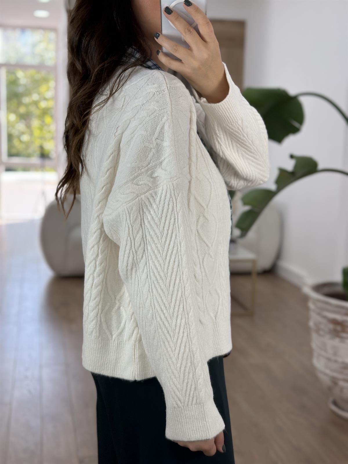 Önü Çıt Çıtlı Gömlek Yaka Triko Hırka - Ekru